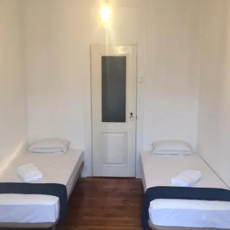 Casa Dos Reis אכסניה *