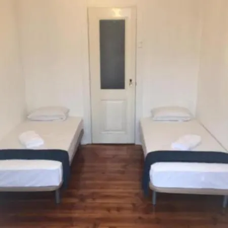 Casa Dos Reis Hostel *